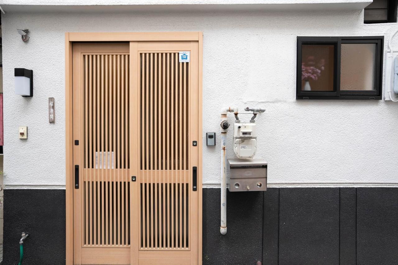 山house中津 最大10人 中津駅まで徒歩6分 梅田まで電車4分行ける！　 Apartment Osaka Bagian luar foto